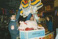 1987 Voorbereiding carnaval - worstmobiel 13 1987 Voorbereiding carnaval - worstmobiel 13